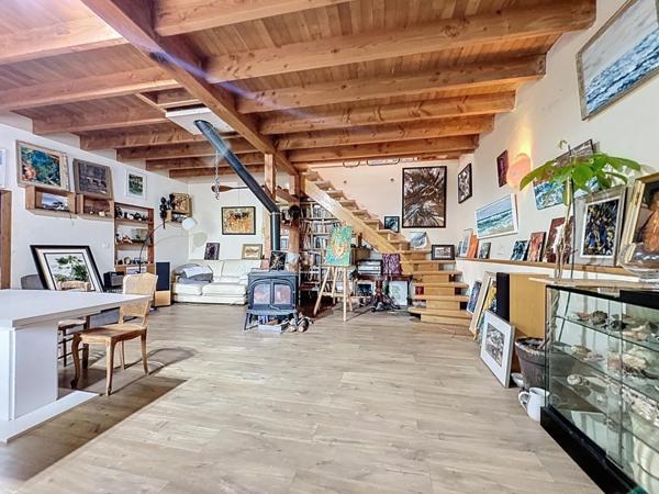 Faibles charges, confort moderne et cadre paisible : un bien rare à saisir rapidement.