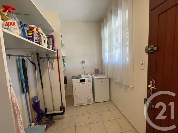 Maison à vendre  5 pièces - 123,01 m 2   MEDIS  - 17