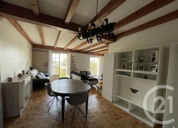 Maison à vendre  5 pièces - 123,01 m 2   MEDIS  - 17