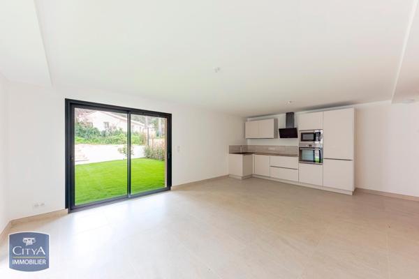 Vente appartement Saint-Raphaël (83) 4 pièces 92.06m²