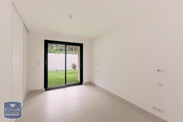 Vente appartement Saint-Raphaël (83) 4 pièces 92.06m²