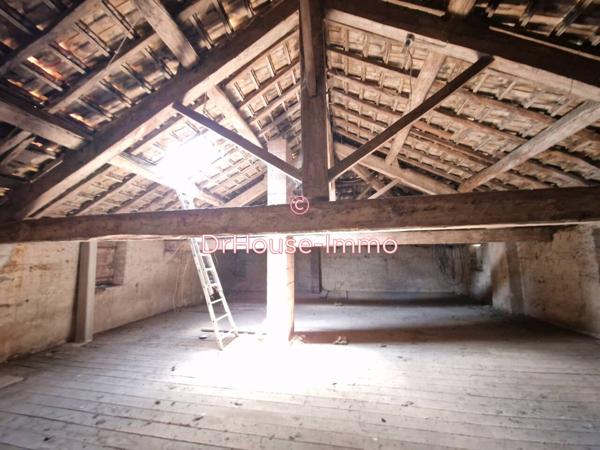 Bien immobilier à vendre 8 pièces de 350 m²