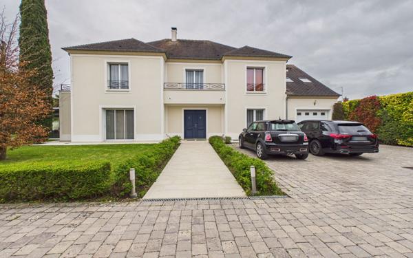 Maison à vendre    8 pièces • 350 m2 Meaux