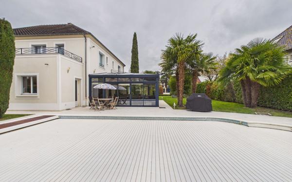 Maison à vendre    8 pièces • 350 m2 Meaux