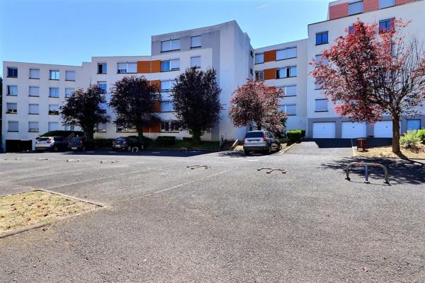 CLERMONT-FERRAND, LA GLACIERE, bel appartement de type 4 avec grande terrasse