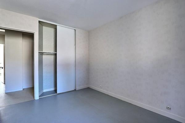 CLERMONT-FERRAND, LA GLACIERE, bel appartement de type 4 avec grande terrasse