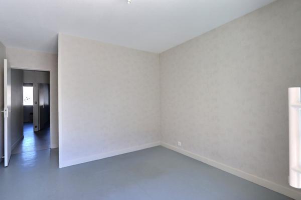 CLERMONT-FERRAND, LA GLACIERE, bel appartement de type 4 avec grande terrasse
