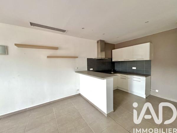 Location appartement 4 pièces 86 m² Éloie