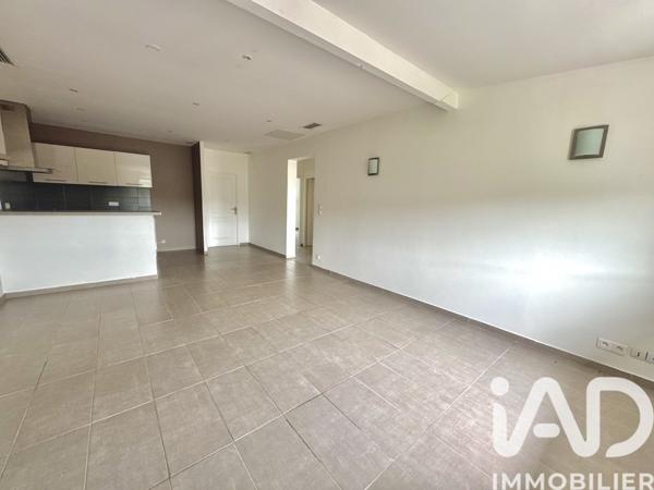 Location appartement 4 pièces 86 m² Éloie