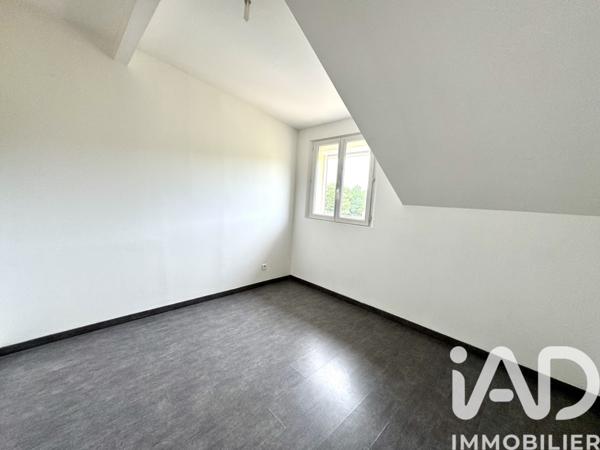 Location appartement 4 pièces 86 m² Éloie