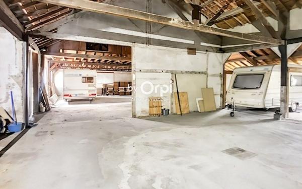 Maison à vendre    3 pièces •  Vaux