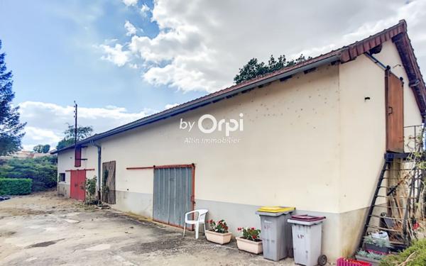 Maison à vendre    3 pièces •  Vaux