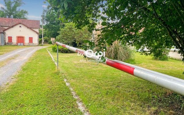 Maison à vendre    3 pièces •  Vaux