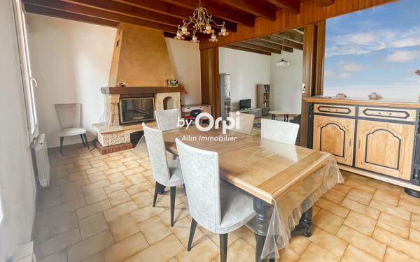 Maison à vendre    3 pièces •  Vaux