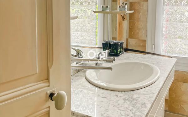 Maison à vendre    3 pièces •  Vaux