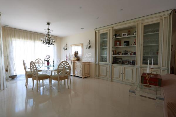 Maison Courdimanche 7 pièce(s) 202.35 m2 €700 000 ** - Référence 1808