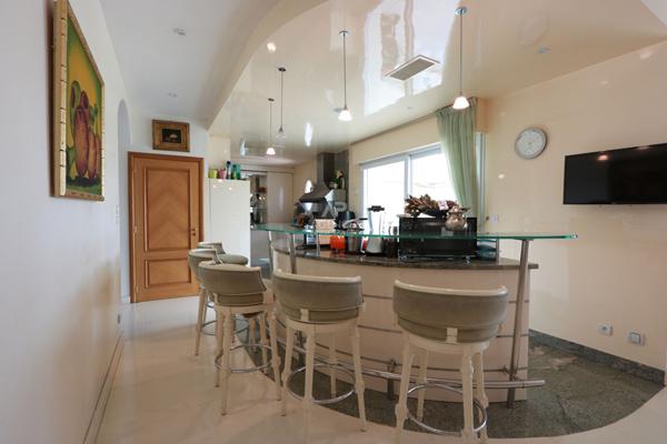 Maison Courdimanche 7 pièce(s) 202.35 m2 €700 000 ** - Référence 1808