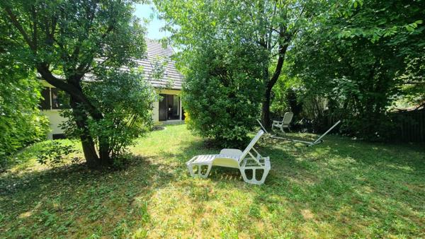 92220 - Bagneux Maison de 6 pièces - 147 m² -terrain de 800 m²
