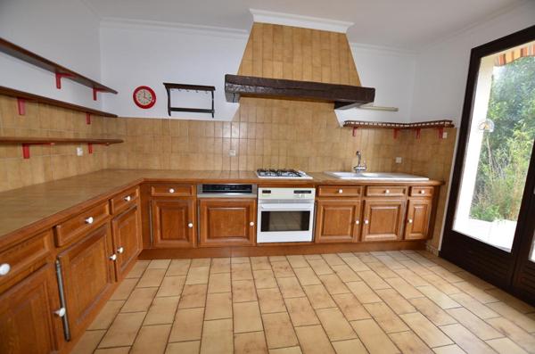 92220 - Bagneux Maison de 6 pièces - 147 m² -terrain de 800 m²