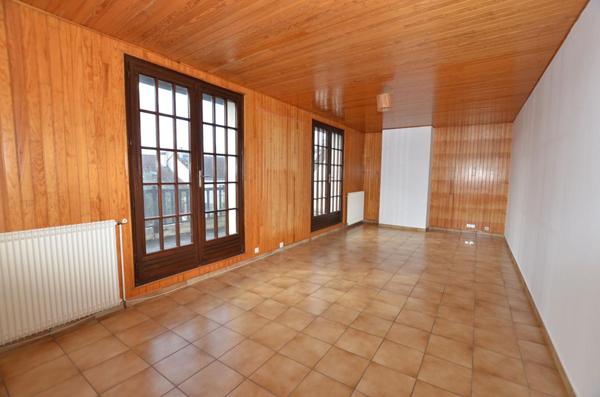 92220 - Bagneux Maison de 6 pièces - 147 m² -terrain de 800 m²