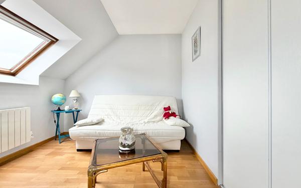 Maison à vendre    5 pièces • 87 m2 Luisant