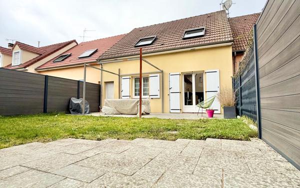 Maison à vendre    5 pièces • 87 m2 Luisant