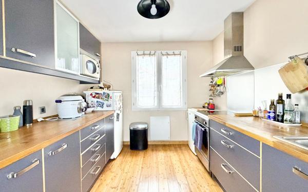 Maison à vendre    5 pièces • 87 m2 Luisant