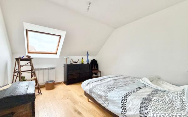 Maison à vendre    5 pièces • 87 m2 Luisant