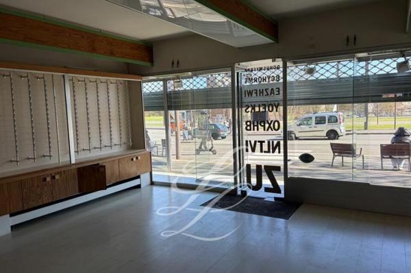 Vente - COMMERCE 85 m 2