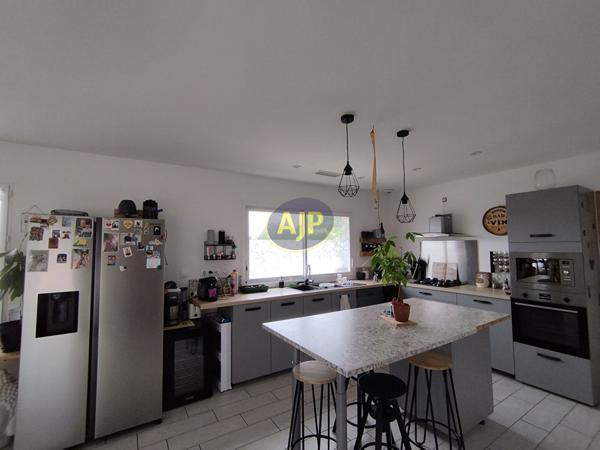 Vente maison Tonnay Charente : 390 535 € - AJP Immobilier Rochefort