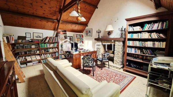 RARE - Propriété de caractère 284m2, terrain de 2661m2 entre Caen et mer