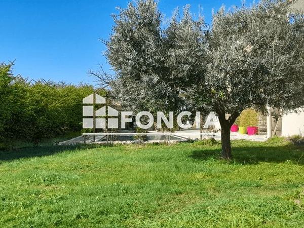 À vendre Maison 7 pièces 201 m² - Le Pontet 84130