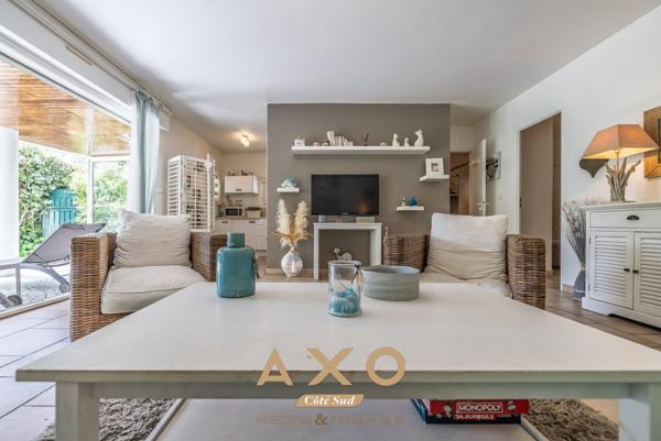 BANDOL - APPARTEMENT - T3 - TERRASSE - JARDIN - PLACE PRIVATIVE - 439 000
