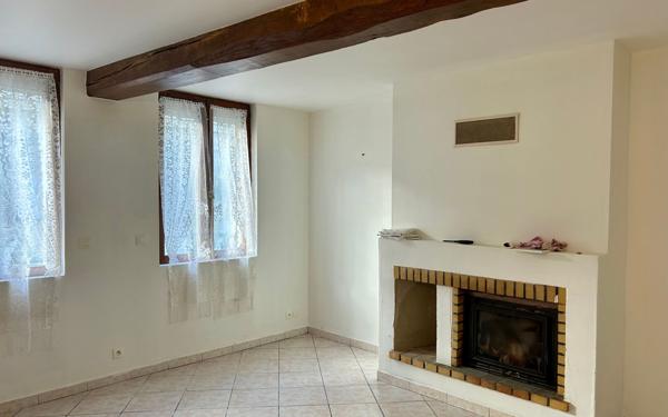 Maison à vendre    5 pièces •  Villers-Cotterêts