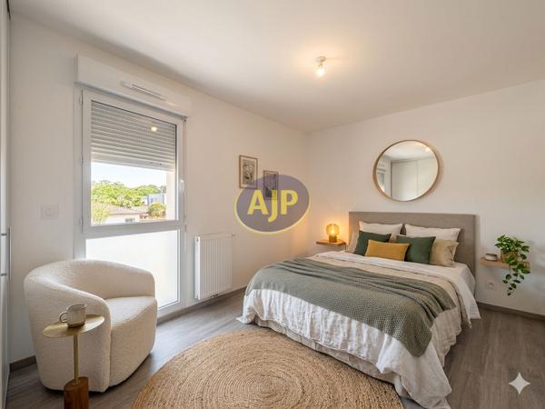 Maison à vendre Saint Jean D Illac - 3 pièces, 72m² avec 2 chambre(s) à 300 000€ - AJP ACTEA Talence