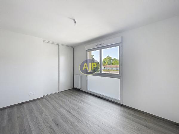 Maison à vendre Saint Jean D Illac - 3 pièces, 72m² avec 2 chambre(s) à 300 000€ - AJP ACTEA Talence