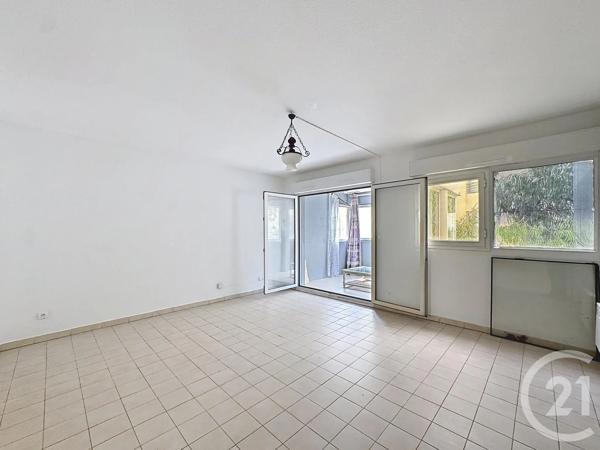 Appartement F1 à vendre  1 pièce - 34,33 m 2   CANNES  - 06