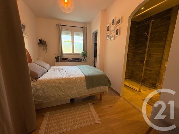 Appartement T2 à vendre  2 pièces - 40,27 m2 HYERES - 83