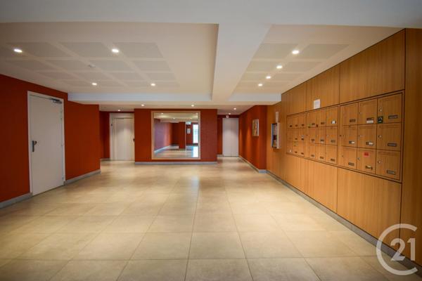Appartement F4 à vendre  4 pièces - 79,53 m2 TARARE - 69