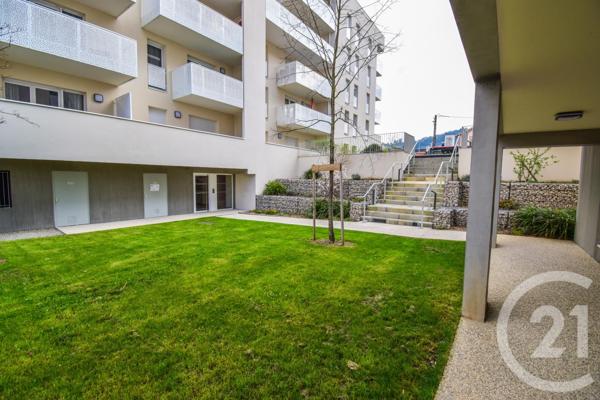 Appartement F4 à vendre  4 pièces - 79,53 m2 TARARE - 69