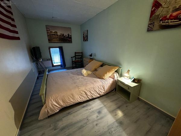 Maison de ville à vendre à Saint-Julien-du-Sault dans l'Yonne (89330), ref : 240008