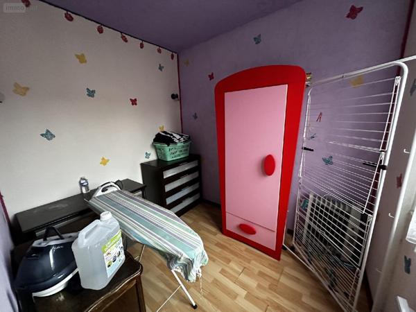 Maison de ville à vendre à Saint-Julien-du-Sault dans l'Yonne (89330), ref : 240008