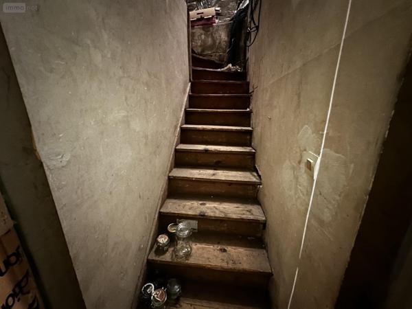 Maison de ville à vendre à Saint-Julien-du-Sault dans l'Yonne (89330), ref : 240008