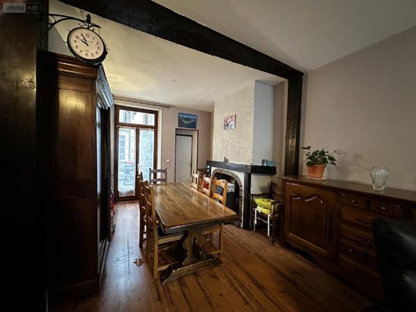 Maison de ville à vendre à Saint-Julien-du-Sault dans l'Yonne (89330), ref : 240008