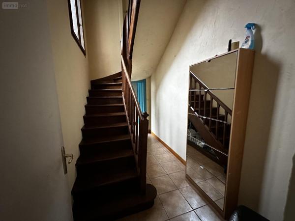 Maison de ville à vendre à Saint-Julien-du-Sault dans l'Yonne (89330), ref : 240008