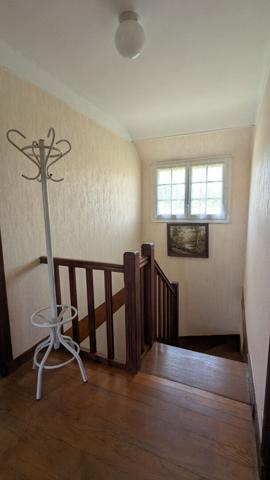 Morlaix, proche commerces et transports : maison familiale aux beaux volumes