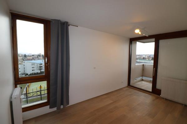 ANNECY F4 VIDE - 80m²