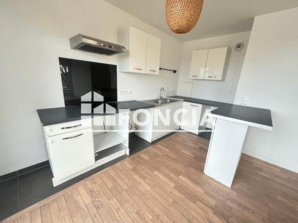 Location Appartement 3 pièces 61.69 m² - 84 AVENUE DE LA DIVISION LECLERC Chatenay Malabry 92290