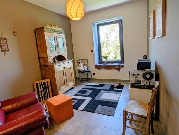 Maison, studio, dépendance : un potentiel unique