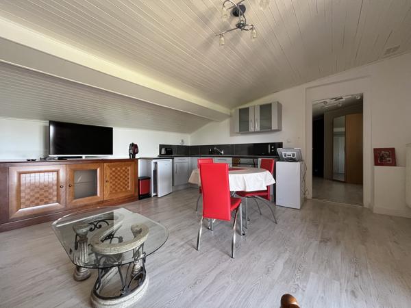 Maison 8 pièces - 295 m²